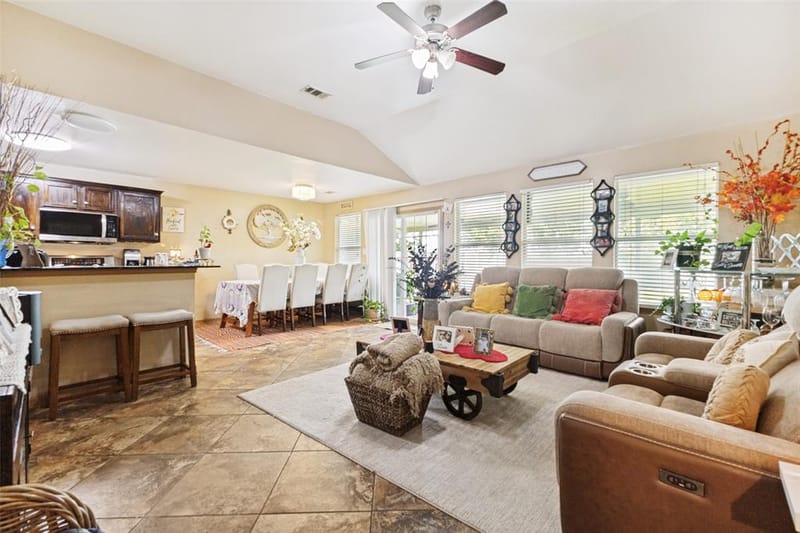 1601 Key Biscayne Drive, Dallas TX 75217 - Photo 3