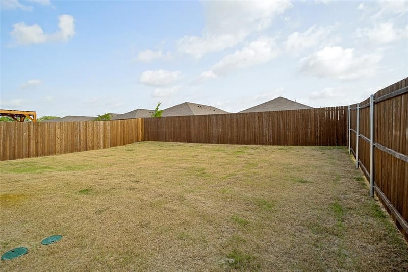 310 Mahogany Grove Lane, Princeton TX 75407 - Photo 18