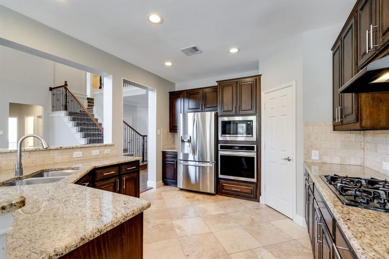 601 Coralberry Drive, McKinney TX 75072 - Photo 14