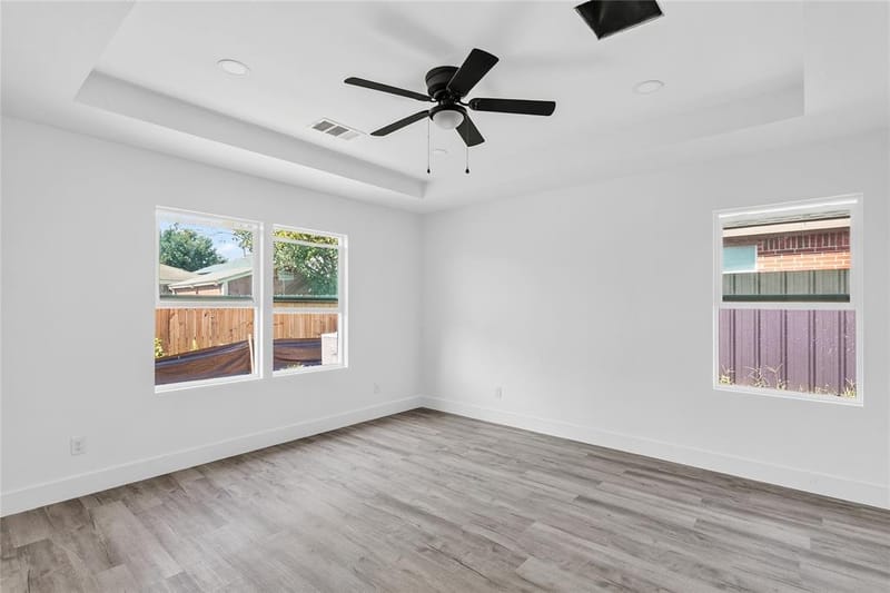 9704 Valley Mills Lane, Dallas TX 75227 - Photo 20