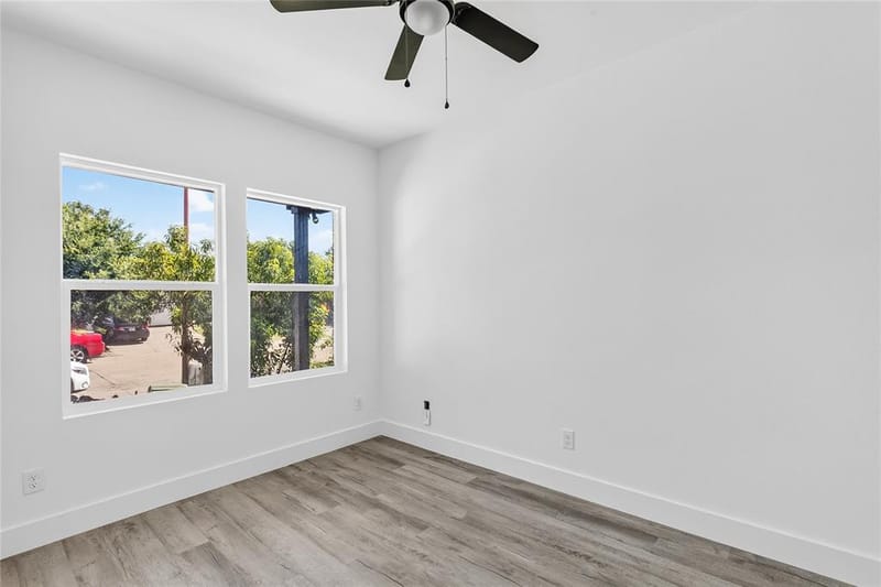 9704 Valley Mills Lane, Dallas TX 75227 - Photo 21