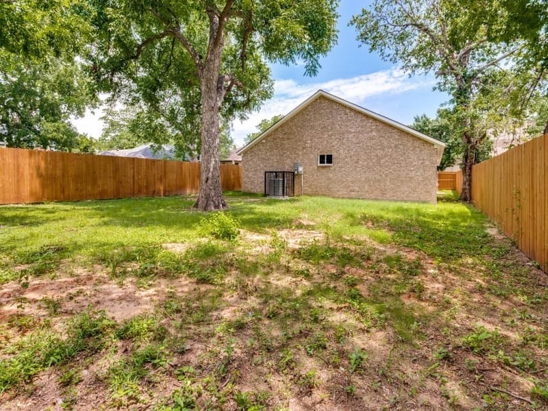 3327 Garden Lane, Dallas TX 75215 - Photo 23