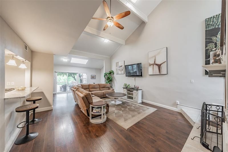 2517 Country Place, Carrollton TX 75006 - Photo 3