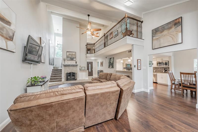 2517 Country Place, Carrollton TX 75006 - Photo 4