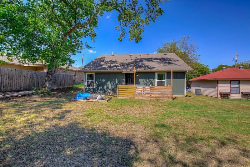1411 Hemphill Street, Greenville TX 75401 - Photo 18