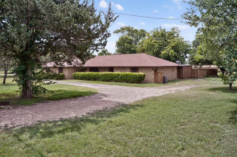 1090 Ashford Lane, Midlothian TX 76065 - Photo 6