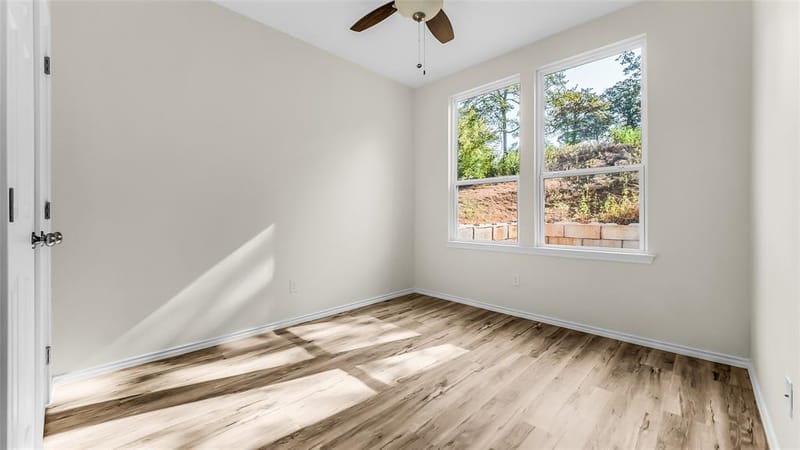 1300 S Chandler Avenue, Denison TX 75020 - Photo 20
