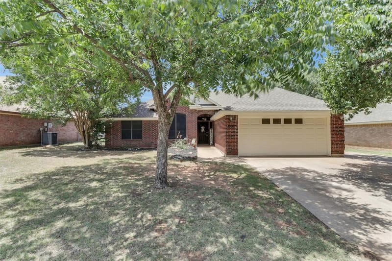 1506 Berry Patch Lane, Granbury TX 76048 - Photo 2