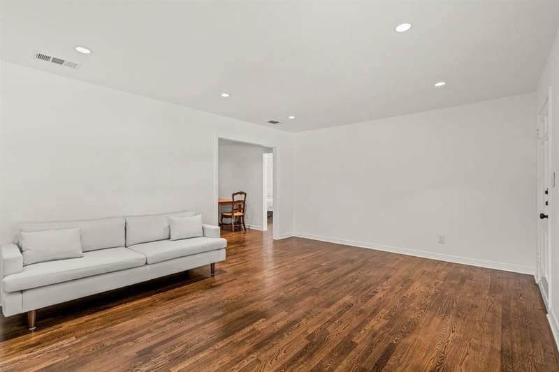 2725 Wayside Avenue, Fort Worth TX 76110 - Photo 6