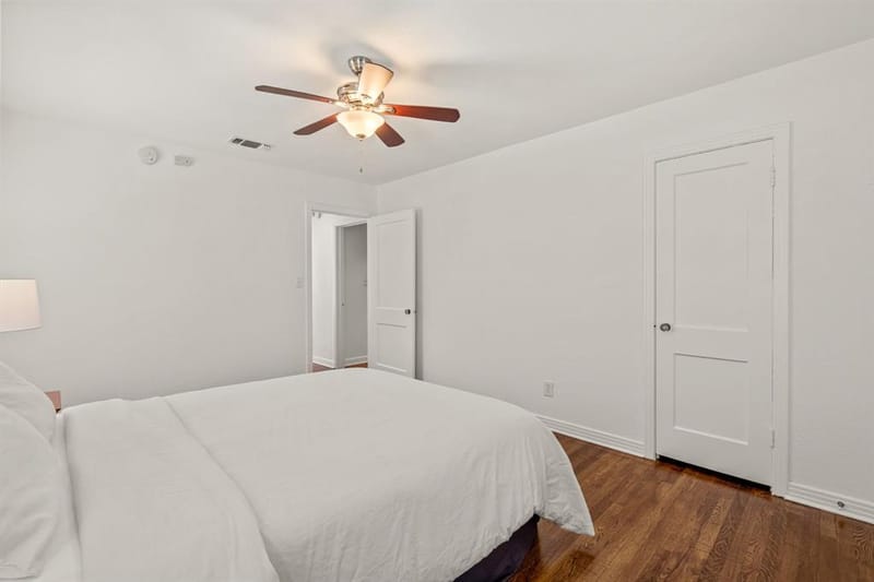 2725 Wayside Avenue, Fort Worth TX 76110 - Photo 17