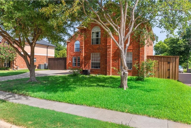 1013 Larkspur Drive, Allen TX 75002 - Photo 4