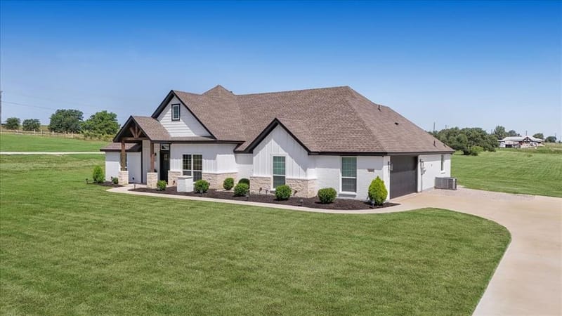 1005 Paradise Parkway, Poolville TX 76487 - Photo 32