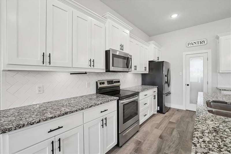 1005 Paradise Parkway, Poolville TX 76487 - Photo 14