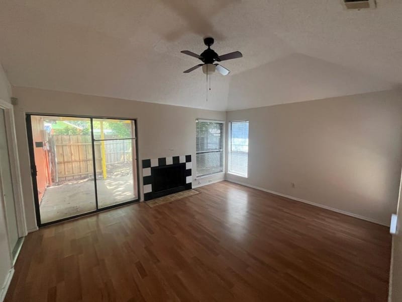 10204 Oak Terrace Circle, Dallas TX 75227 - Photo 5