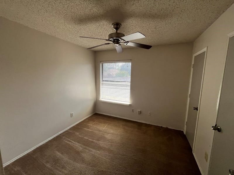 10204 Oak Terrace Circle, Dallas TX 75227 - Photo 9