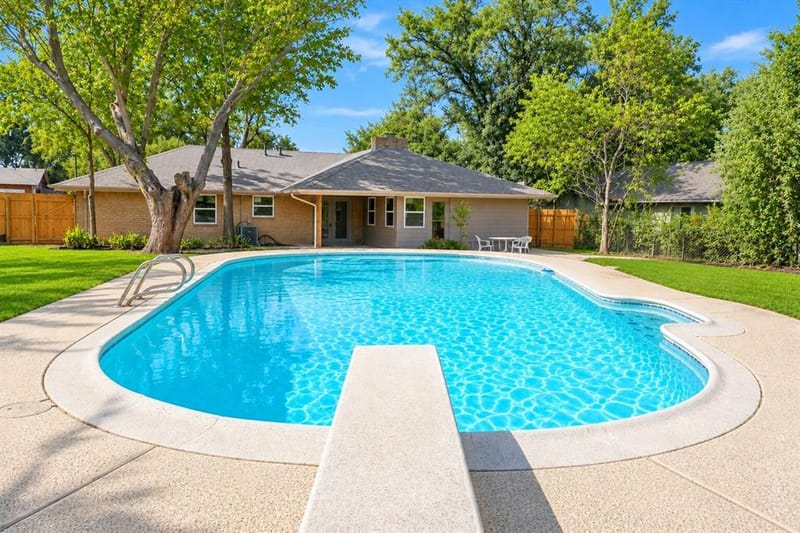 6451 Franwood Terrace, Fort Worth TX 76112