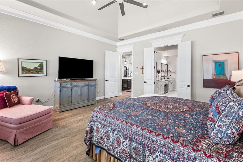 2021 Turnbury Court, Granbury TX 76048 - Photo 20