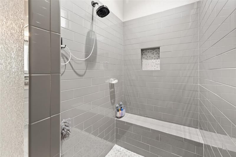 2021 Turnbury Court, Granbury TX 76048 - Photo 24