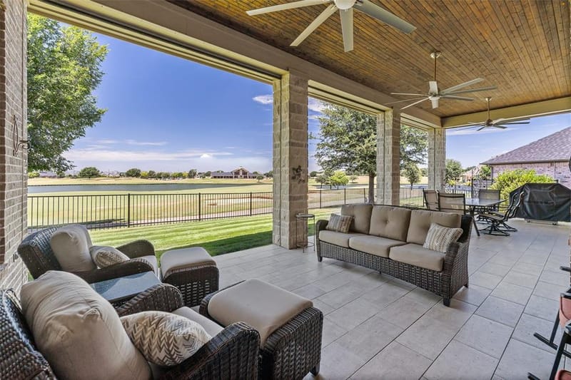 2021 Turnbury Court, Granbury TX 76048 - Photo 33