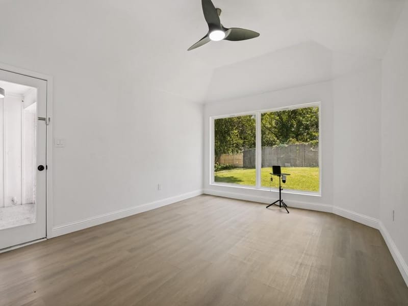 1202 Quail Hollow Drive, Garland TX 75043 - Photo 22