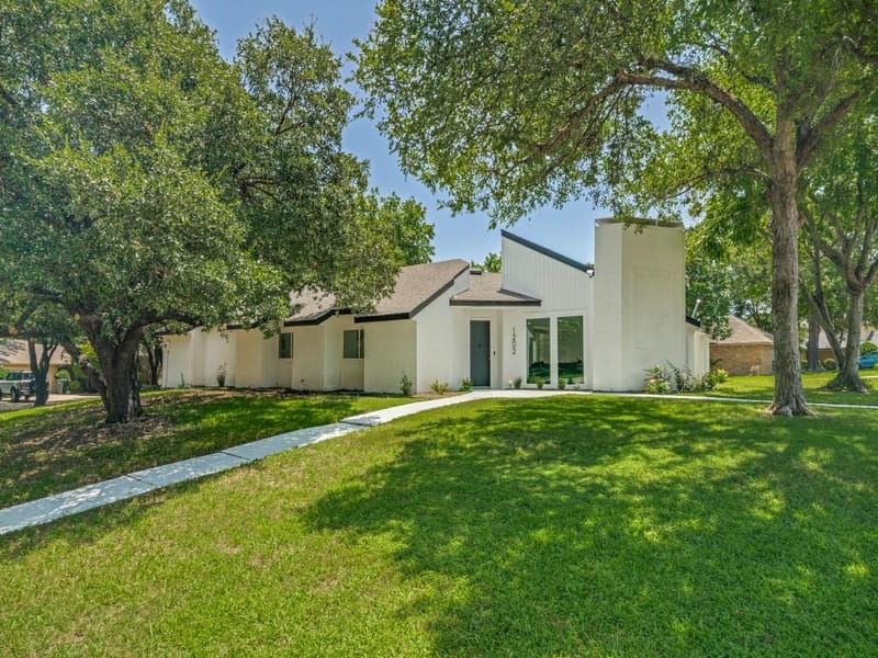 1202 Quail Hollow Drive, Garland TX 75043 - Photo 3