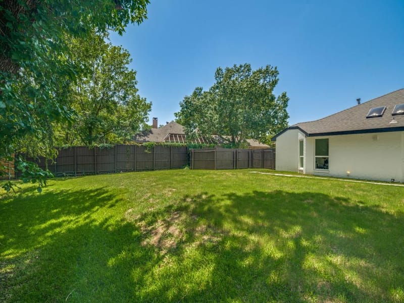 1202 Quail Hollow Drive, Garland TX 75043 - Photo 30