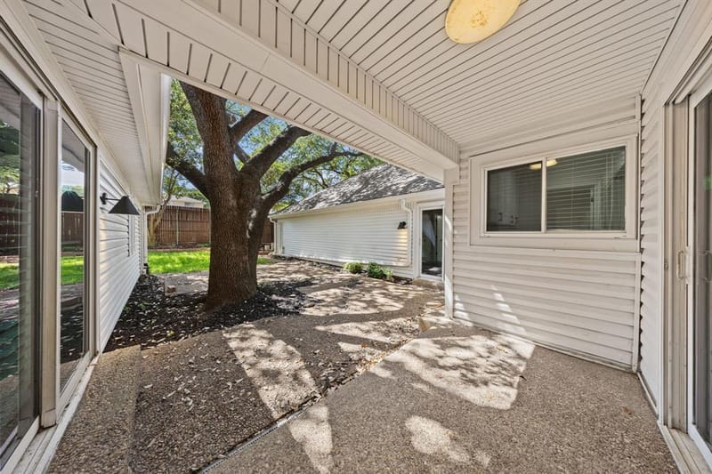 8857 Flint Falls Drive, Dallas TX 75243 - Photo 31