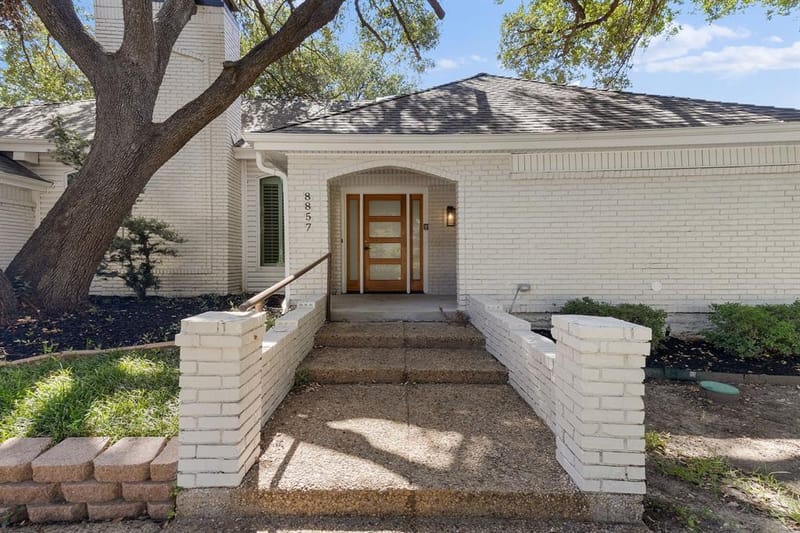 8857 Flint Falls Drive, Dallas TX 75243 - Photo 4