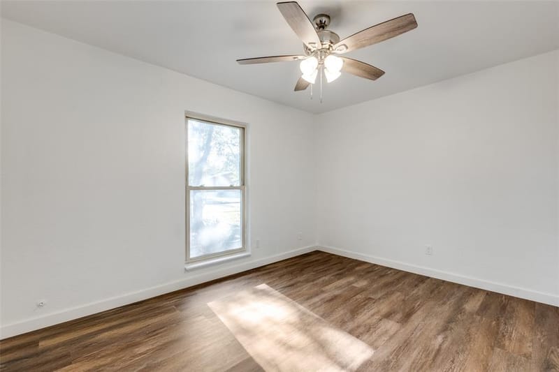 8507 Baumgarten Drive, Dallas TX 75228 - Photo 17