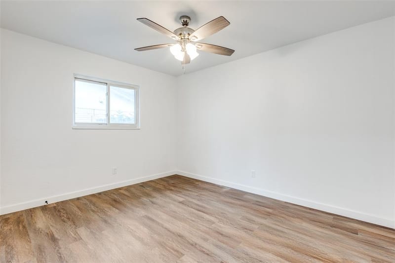8507 Baumgarten Drive, Dallas TX 75228 - Photo 16