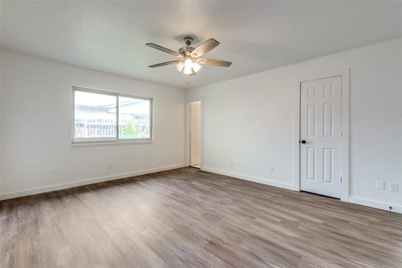 8507 Baumgarten Drive, Dallas TX 75228 - Photo 12