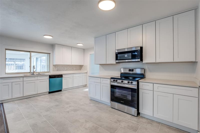 8507 Baumgarten Drive, Dallas TX 75228 - Photo 8