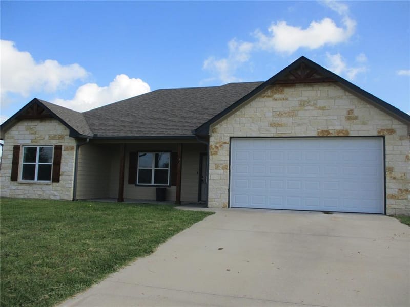 117 Mill Street, Emory TX 75440 - Photo 2