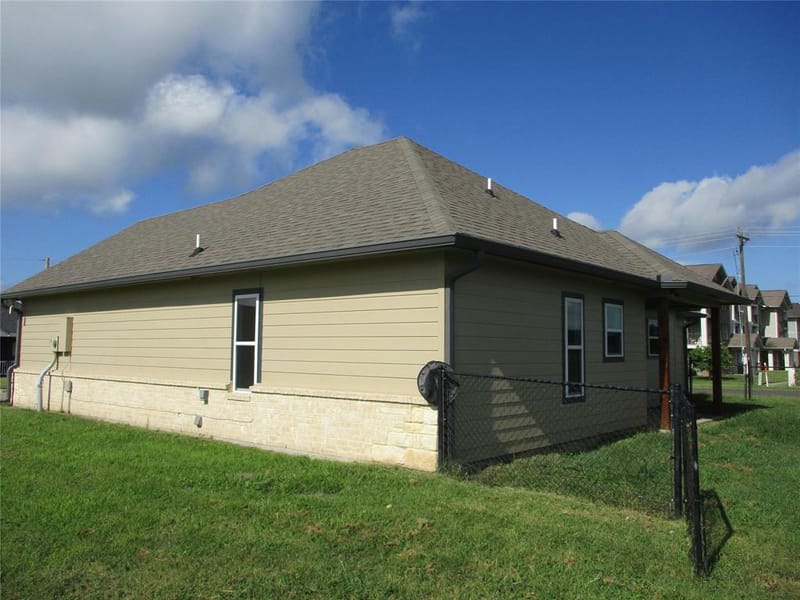 117 Mill Street, Emory TX 75440 - Photo 6