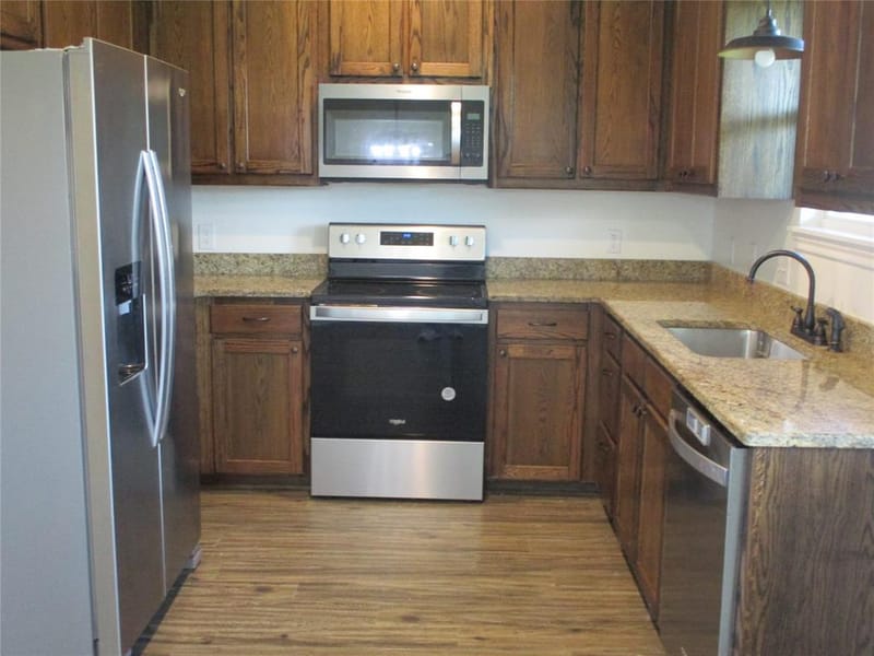 117 Mill Street, Emory TX 75440 - Photo 9