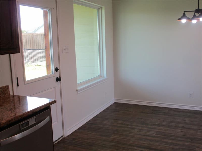 117 Mill Street, Emory TX 75440 - Photo 11