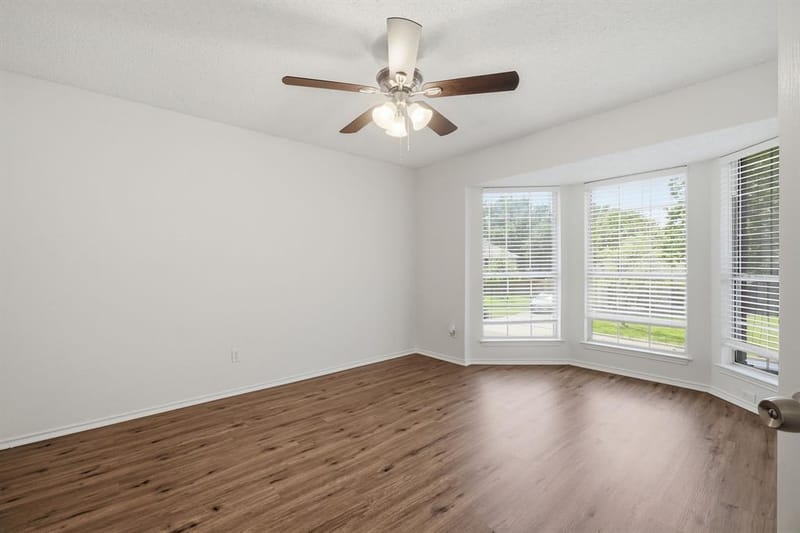 7840 Clover Leaf Drive, North Richland Hills TX 76182 - Photo 22