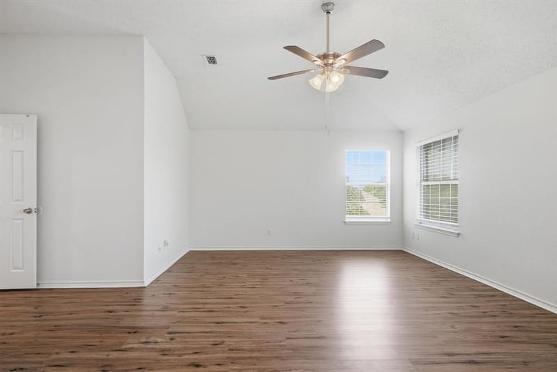 7840 Clover Leaf Drive, North Richland Hills TX 76182 - Photo 39