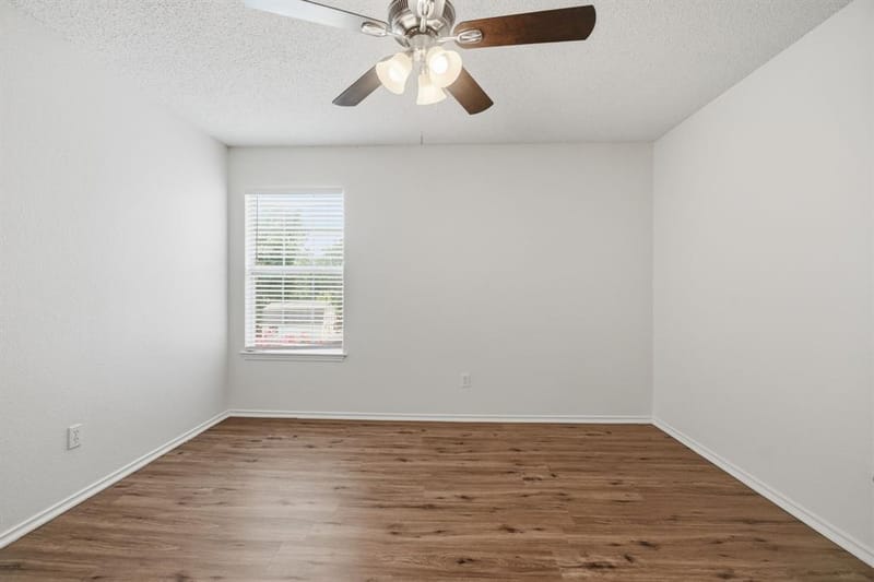 7840 Clover Leaf Drive, North Richland Hills TX 76182 - Photo 29