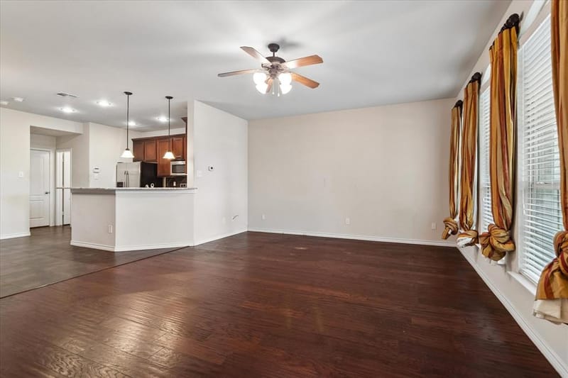 5566 Grosseto Drive, Frisco TX 75034 - Photo 7