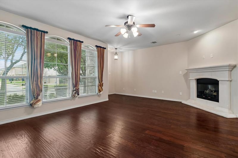 5566 Grosseto Drive, Frisco TX 75034 - Photo 3