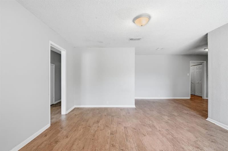 1401 Granbury Street, Cleburne TX 76033 - Photo 20