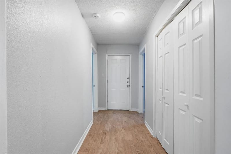 1401 Granbury Street, Cleburne TX 76033 - Photo 11