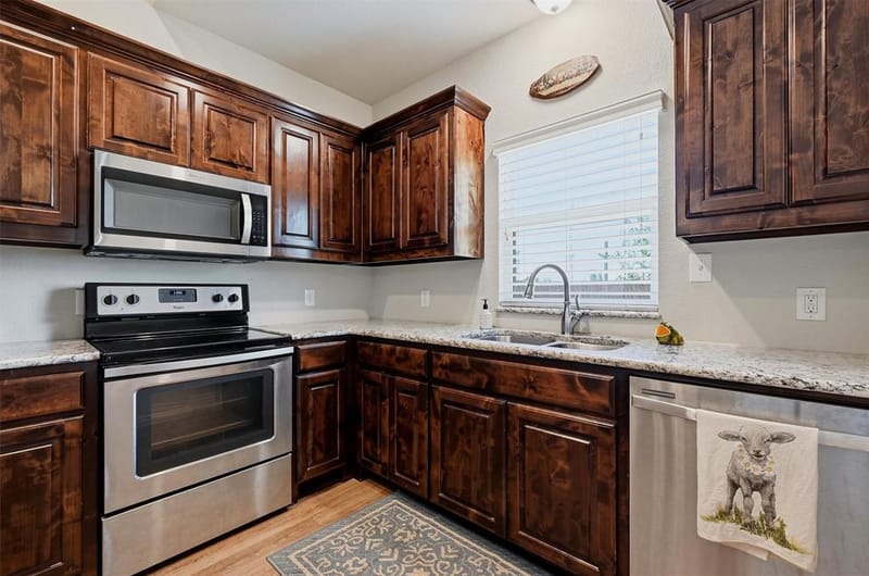 816 E Northside Drive, Pilot Point TX 76258 - Photo 14