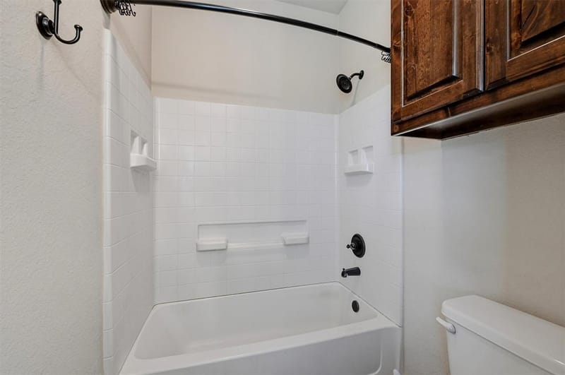 816 E Northside Drive, Pilot Point TX 76258 - Photo 21