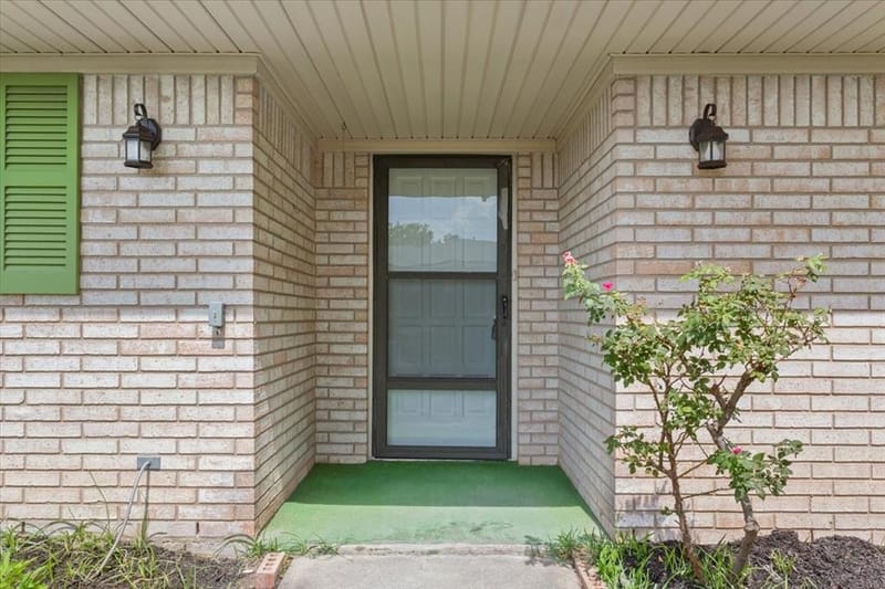 849 Arlington Drive, Woodway TX 76712 - Photo 6