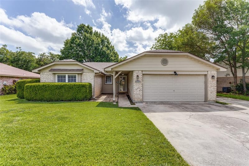 413 Goldfinch Drive, Fort Worth TX 76108