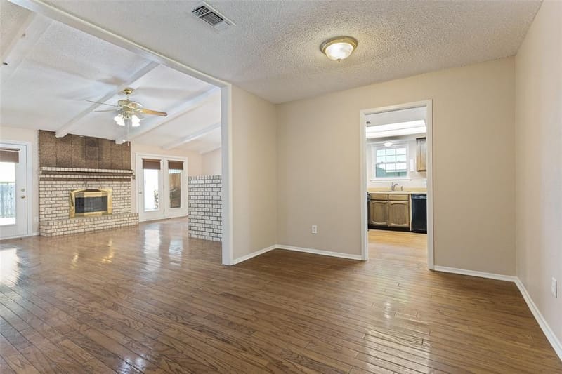 413 Goldfinch Drive, Fort Worth TX 76108 - Photo 10