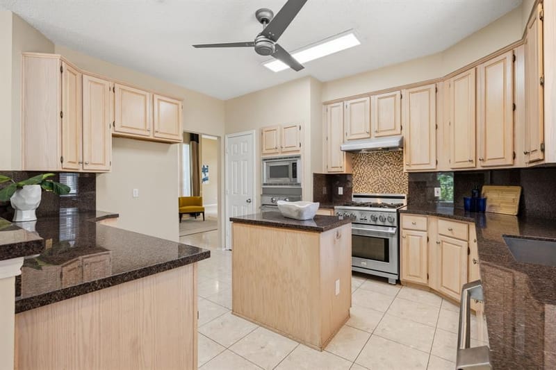 2324 Compton Drive, Plano TX 75025 - Photo 17