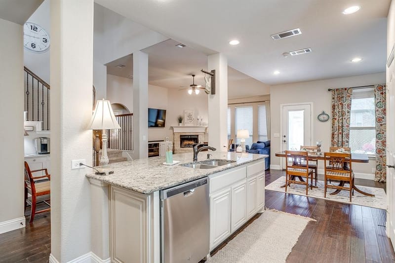 1134 Destrehan Drive, Burleson TX 76028 - Photo 18